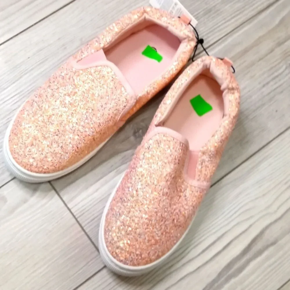 (72-3868)  K KomForme Shoes  Sz 2
